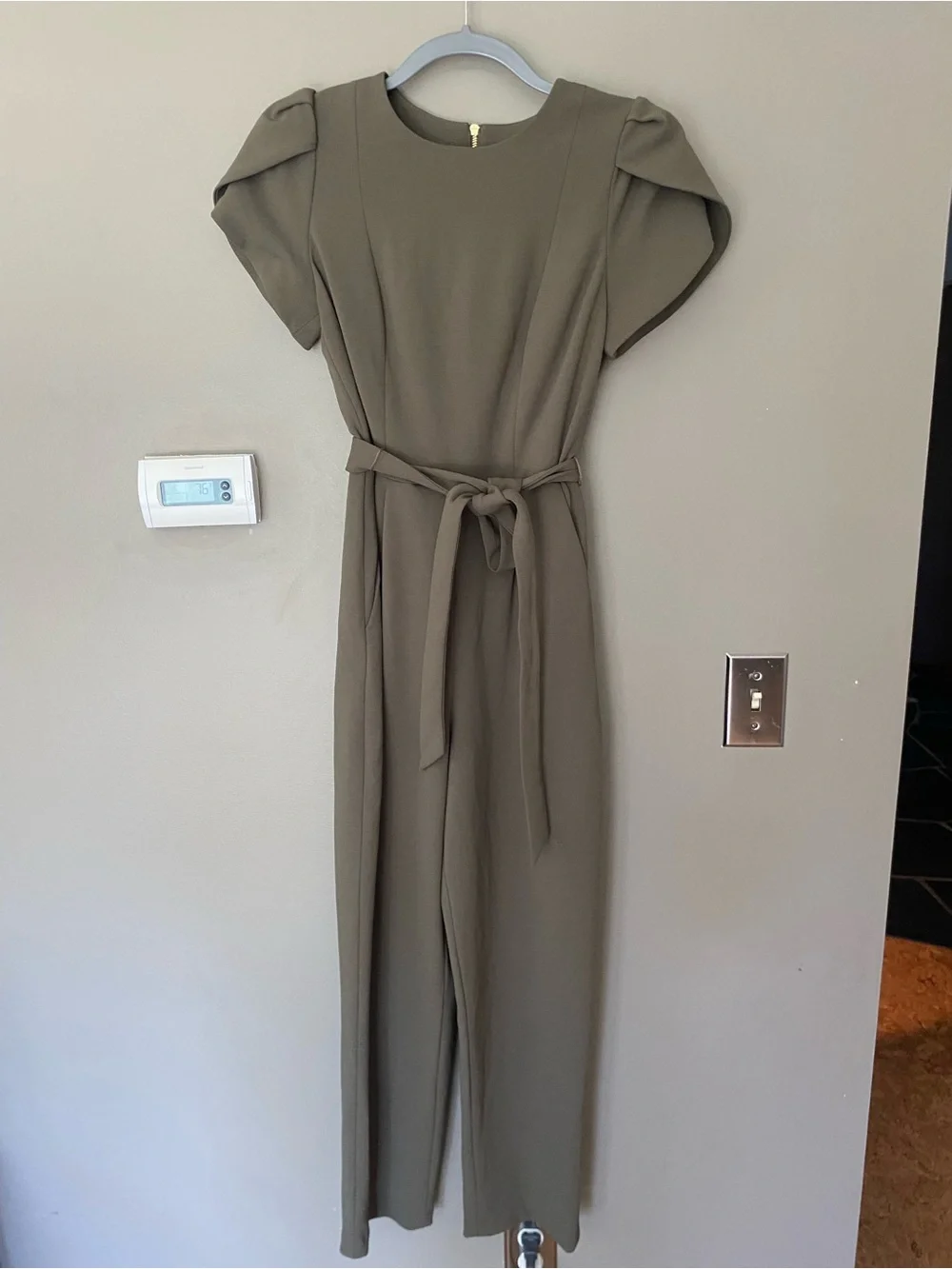Calvin Klein Olive Green Tie-Waist Jumpsuit With Tulip Sleeves Size 2